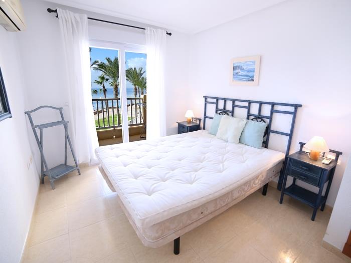 apartamento de tres dormitorios con las vistas a Mar Menor / lmb1409 en La Manga Del Mar Menor