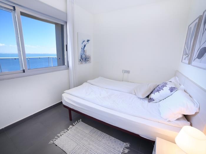 atico de tres dormitorios / lmb 1782 en La Manga del Mar Menor
