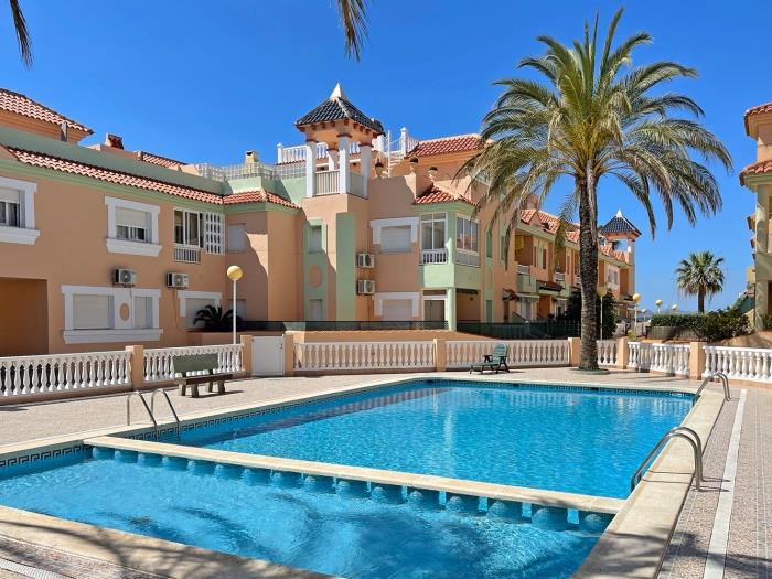 apartamento de dos dormitorios / lmb 1783 en La Manga del Mar Menor