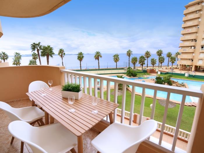 apartamento de dos dormitorios/ lmb1786 en La Manga Del Mar Menor